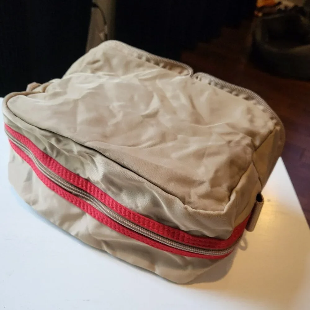 IHKWIP Packable Pouch Cosmetic Case